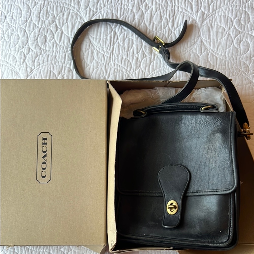 Vintage Coach Station Willis Glovetanned cowhide Leather. Made in 2005 in USA. - Picture 1 of 6